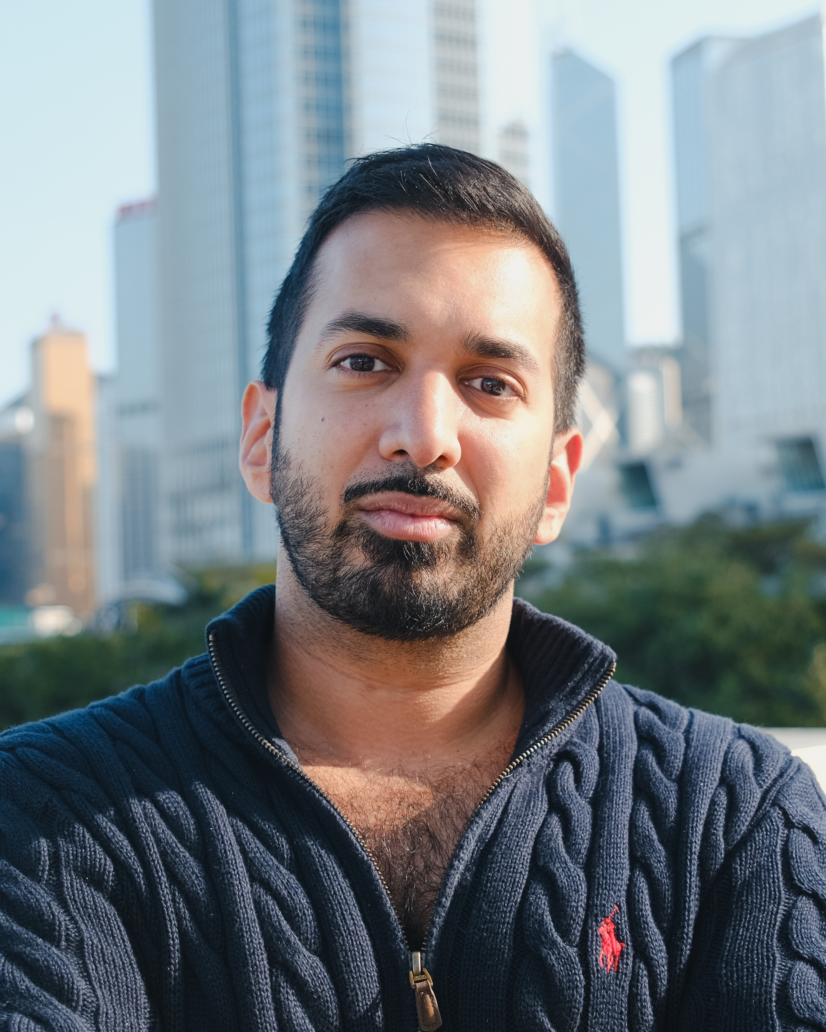 Milo Gunasinghe headshot